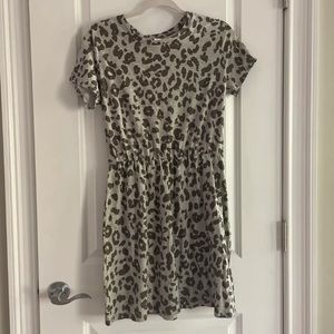 Old Mavy size M animal print dress NWOT